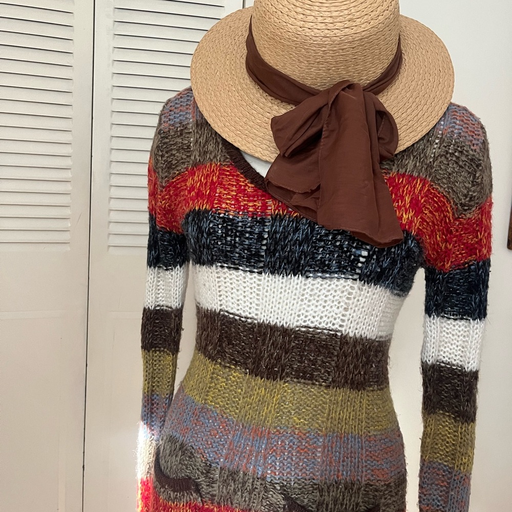 Falling in stripes
